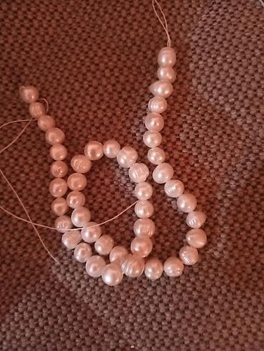 Ağ inci tonlarında dekorativ muncuq dəsti - Material: parlaq, sfera — 1