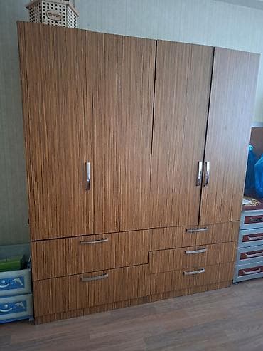 divan hovsan: Çarpayi. tumuçka 2 eded. kamod dolab.Hamisi birge 350 man.Unvan Hovsan — 3