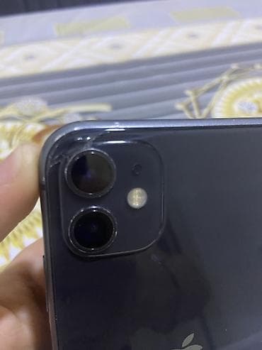IPhone 11, Qara, Face ID — 2