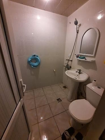 Mənzillər: Kirayə mənzil – 1 otaqlı (studiyo tipli mətbəx + geniş yataq otağı) — 5