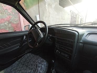 oka satisi: Lada Samara, ağ rəng, sedan kuzov. Texniki və dizayn xüsusiyyətləri — 5