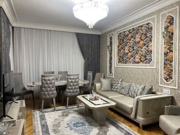 Həm qonaq otağı, həm də yataq otağı sahəsi olan geniş interyeri təklif