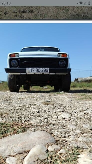 инвертор с 12 на 220 вольт: LADA Niva 4x4, ağ rəng, 3 qapılı kuzov. Texniki və xarici — 1