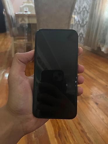 92: IPhone 13, 128 GB, Midnight, Face ID, Simsiz şarj, Zəmanət — 2