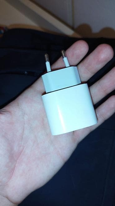 mini tablet: USB-C çıxışlı şarj adapteri TAM ORGİNAL AZ İŞLƏNİB 35 AZN - Avropa — 1
