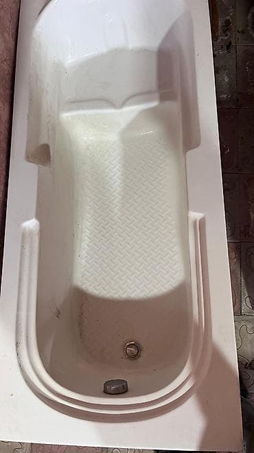 Vannalar: Akril vannə – oturacaqlı, ergonomik dizayn - Material: akril - Forma — 6