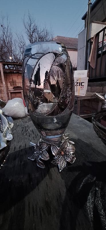 orxideya gulleri: Vaza dəsti — 5