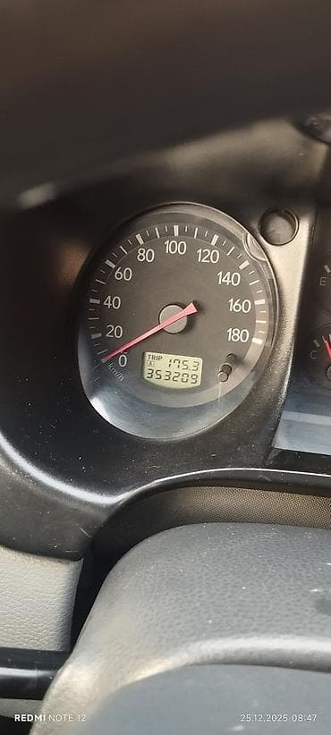 lada guzgu: Mitsubishi Airtrek, gümüşü rəngli, 5 qapılı krossover/SUV. problemi — 7