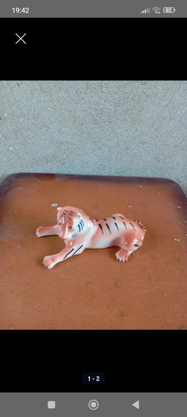 saxlama qabi: Porcelan dekorativ qab – qapaqlı və iki qulplu. - Material: yüksək — 8