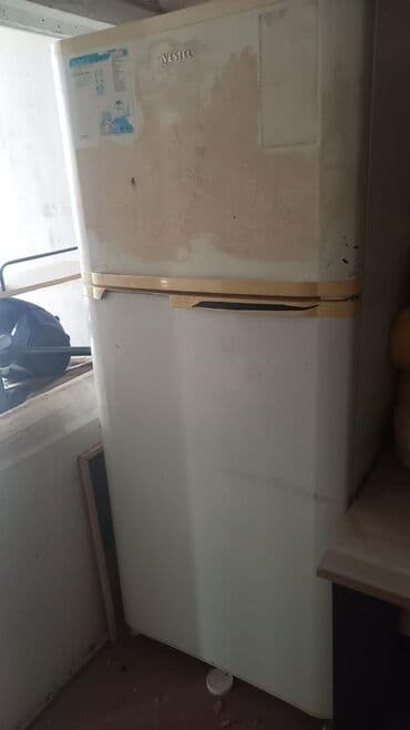Холодильники: Б/у 2 двери Vestel Холодильник Продажа, цвет - Бежевый, Встраиваемый — 1