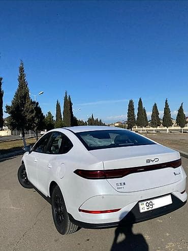 sukan satisi: BYD Qin Plus: 1.5 l | 2025 il Sedan — 4