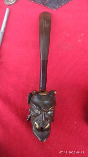 qoz bişirən tava: Qəlyan 1956 il ebanit - Material: tökmə metal (dözümlü, ağırgövdəli) — 2