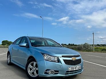 guzgu manitor: Chevrolet Cruze sedan - Kuzov: sedan, açıq mavi rəng - Nömrə — 8
