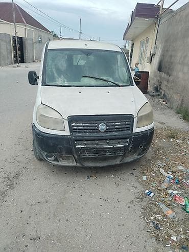 e 250 cdi: Fiat Doblo yük/furqon Xüsusiyyətlər: - Korpus: 2-yerlik furqon — 1