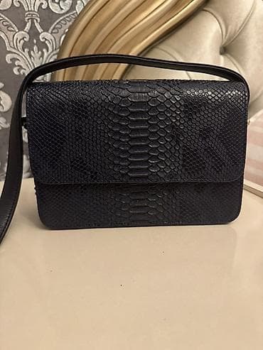 bts əşyalari: Qadın çiyin/çarpaz çanta - Rəng: qara - Material görünüşü: ilan — 2