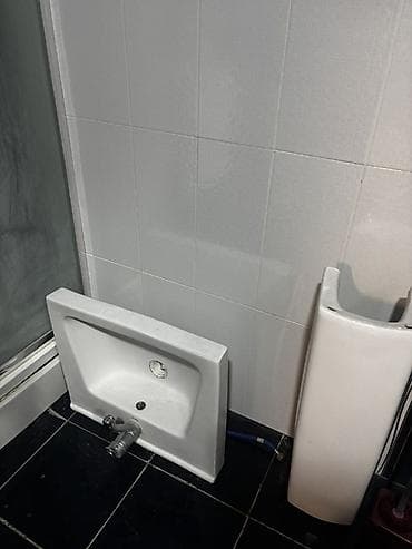 tulpan sekilleri: Təcili moydadır satılır!! Divar tipli əl-üz yuma lavabosu və piltə — 1