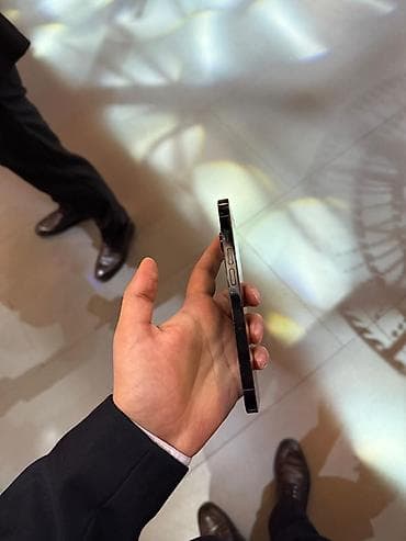 vip iphone 11: IPhone 14 Pro, 256 GB, Qara, Face ID — 3