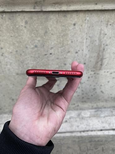 ayfon 8 plus: IPhone SE 2020, 64 ГБ, Красный, Гарантия, Отпечаток пальца, Беспроводная зарядка — 4