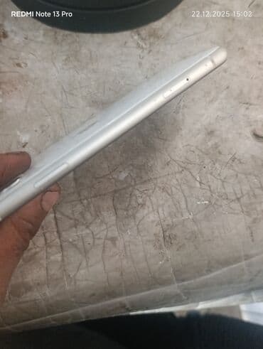 ıphone 11 ikinci el: IPhone 11, 64 GB, Gümüşü, Face ID — 3