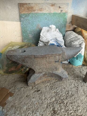 Digər alətlər: Zindan satılır 120 kiloqram sovetin malıdı Dəmirçi örsü - Klassik — 1