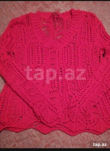 yupqa kofta: Koftalar cox az geyinilib 10 manat .Golu pliserli teze 20 manat — 1