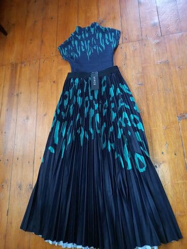 sumqayitda jaket: 48 raz.jaket lap az geyilib 15 man. qalanları fərqli qiymətə satılır — 21