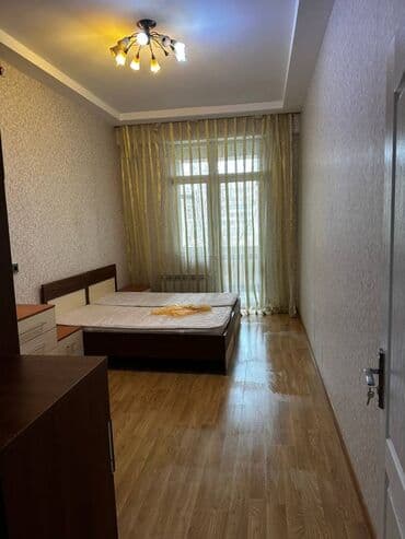 4 otaqlı ev: 28 may metrosuna yaxin şərq bazarina yaxin 16 mertebeli binanın 4-cu — 8