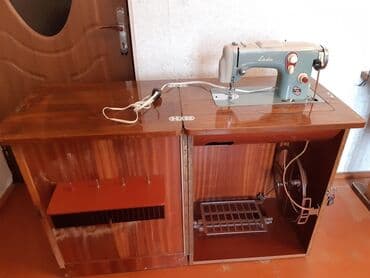 pioneer qarğıdalı toxumu: Tikiş maşını Çexiya istehsalı — 2