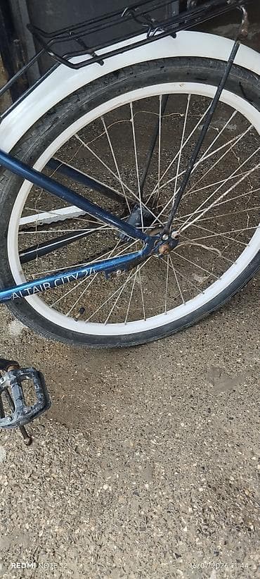 velosiped dasiyicisi: İşlənmiş Şəhər velosipedi 24", sürətlərin sayı: 1, Ünvandan götürmə — 2