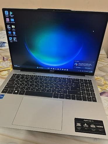 Acer Aspire Lite 16 noutbuk - Ekran: 16 düym, nazik çərçivəli geniş