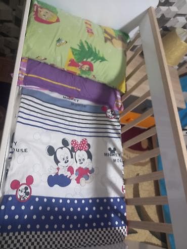 yumrta: Oğlan və qız üçün, İşlənmiş, Dördbucaq, Beşik, Dəstsiz, Matras ilə, Yellənmə mexanizmsiz — 2