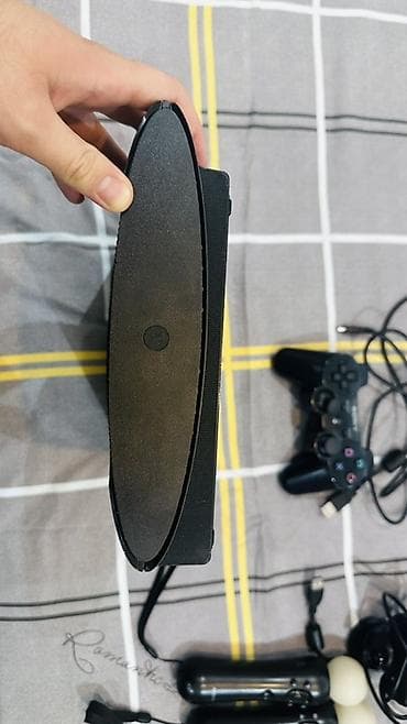 pro controller: PlayStation 3 Super Slim (PS3) oyun konsolu komplekt Xüsusiyyətlər: - — 3