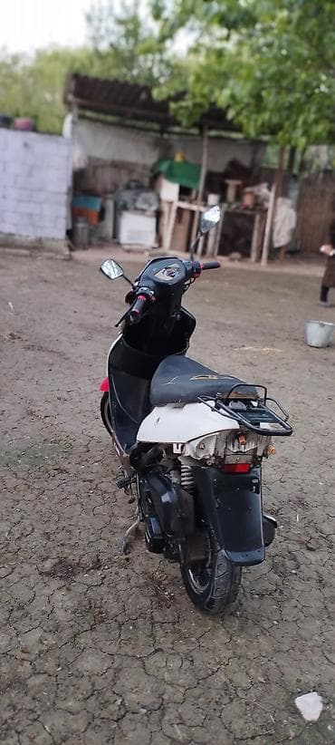 suzuki moto: Nama — 4