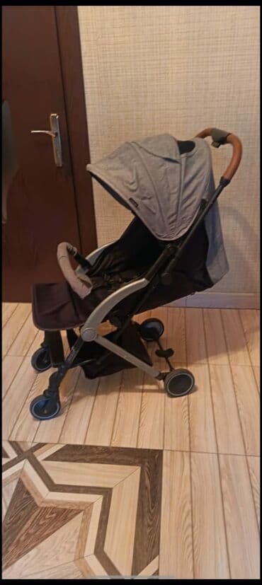 Hummer: Klassik gəzinti arabası, İşlənmiş, Ünvandan götürmə — 2