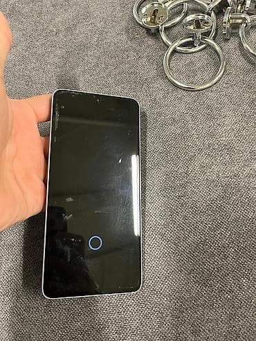 prius dinamik: Poco F7 Pro, 512 GB, rəng - Ağ, Sensor — 2