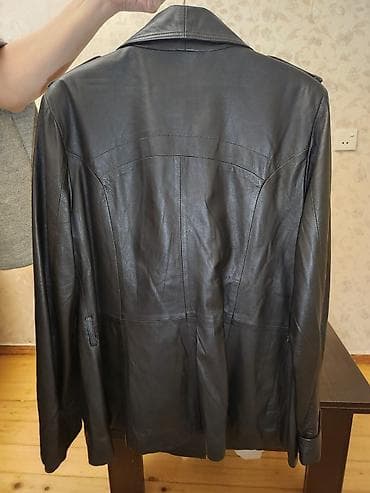 Plaş, M, rəng - Qara