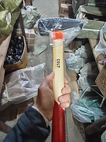 COLT çəkic - Universal ustalıq və məişət işləri üçün əl aləti - Dəmir