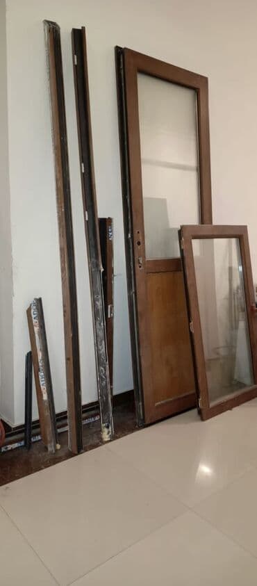 Pəncərələr: Plastik qapı şəkildəki kimidi eyni — 2