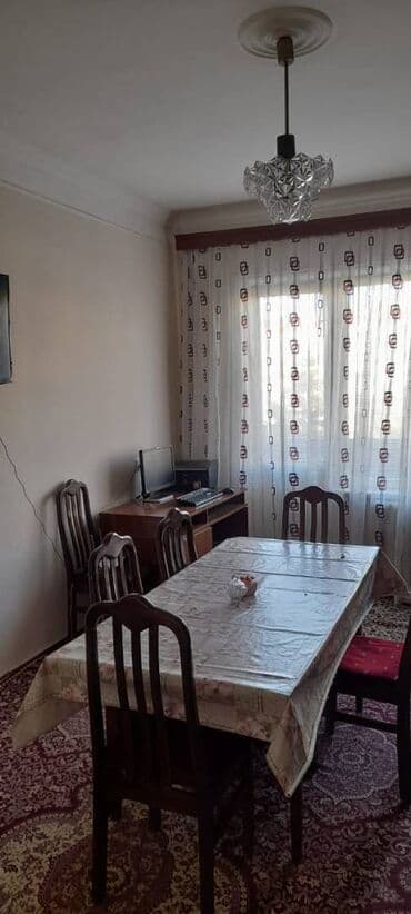 9 ci mikrorayon satilan evler: Bakı, 3 otaqlı, Köhnə tikili, m. Həzi Aslanov, 90 kv. m — 1