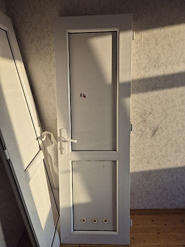 Ağ rəngli PVC/plastik giriş/qapı paneli 175 sm hündürlük,65 sm eni -