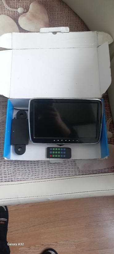 107 ekran televizor: Avtomobil üçün başaltı xarici monitor – 9–10.1 düym Full HD media — 1