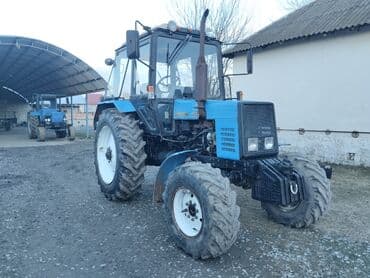 Belarus 892 traktor - Güclü dörd silindrli dizel mühərrik, yüksək