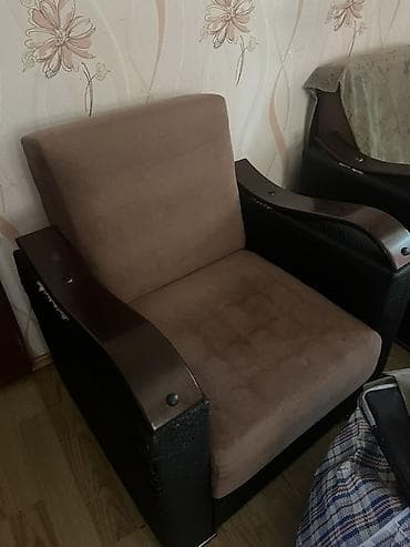 Mebel və məişət texnikası dəsti - Yumşaq mebel: 1 ədəd geniş kreslo — 1