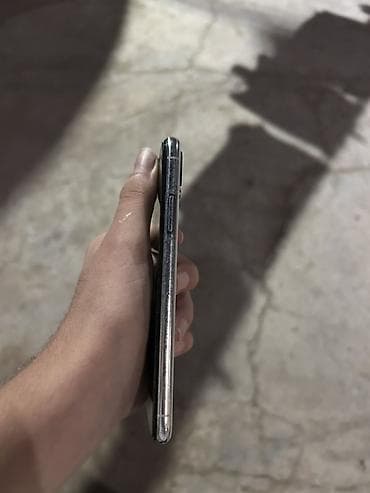 iphone se korpus: IPhone X, Gümüşü, Face ID — 6