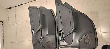 mercedes panel: Məhsul: Avtomobil qapı döşəmələri komplekti (4 ədəd) Təsvir: - 2 ön — 2