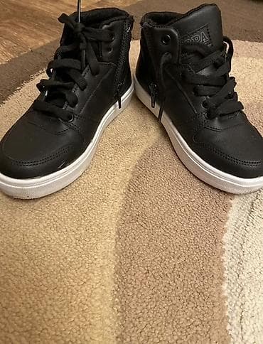 Çəkmələr: Uşaq ayaqqabısı 20 manat Yenidir bir dəfə geyinilib. Trendyoldan — 3