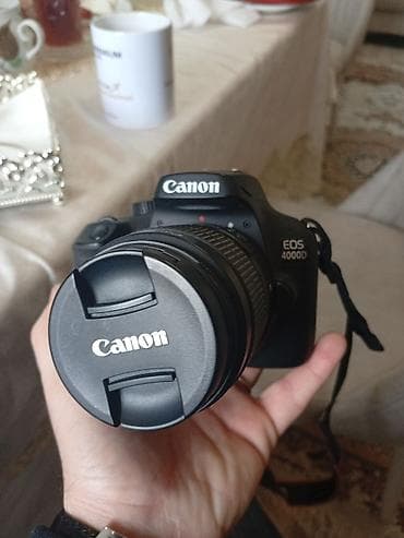 Canon EOS 4000D DSLR fotoaparat - Brend/model: Canon EOS 4000D - Tip