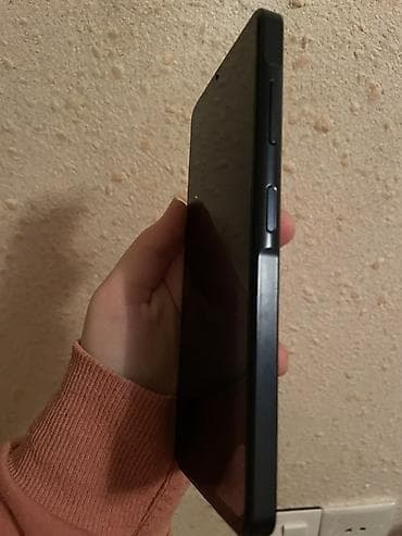 j4 2018 ekran: Samsung Galaxy A06, 128 GB, rəng - Boz, Barmaq izi — 2