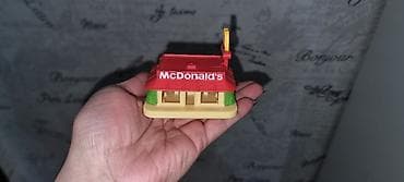 kesici aletler: McDonald’s mini fiqur binası – kolleksiya üçün dekorativ plastik — 1