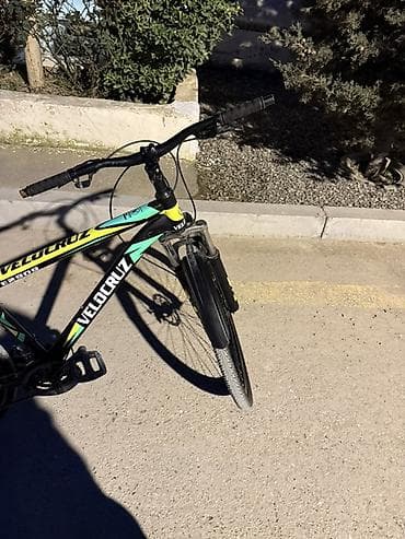 CD, DVD disklər və kassetlər: Velocruz hibrid/MTB tipli velosiped Xüsusiyyətlər: - Korpus: yüngül — 8